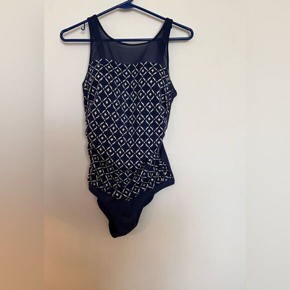 Amoena Bathing Suit - Picture 1 of 3